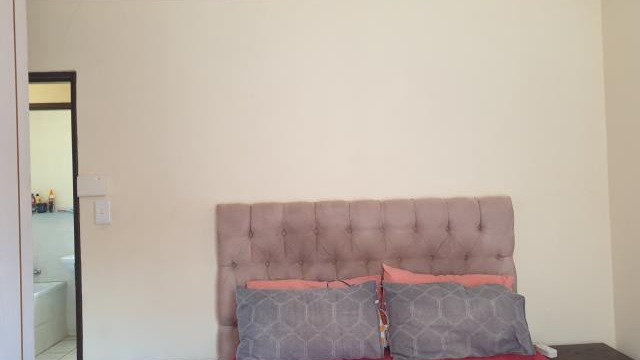 To Let 2 Bedroom Property for Rent in Mandela View Free State